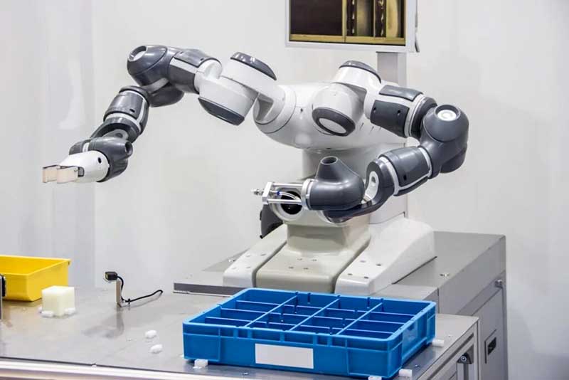 10年ビジョンを掲げ協働ロボット分野へ挑戦